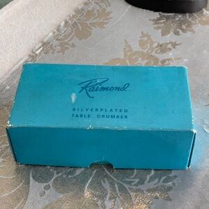 Raimond Silverplated Table Crumber